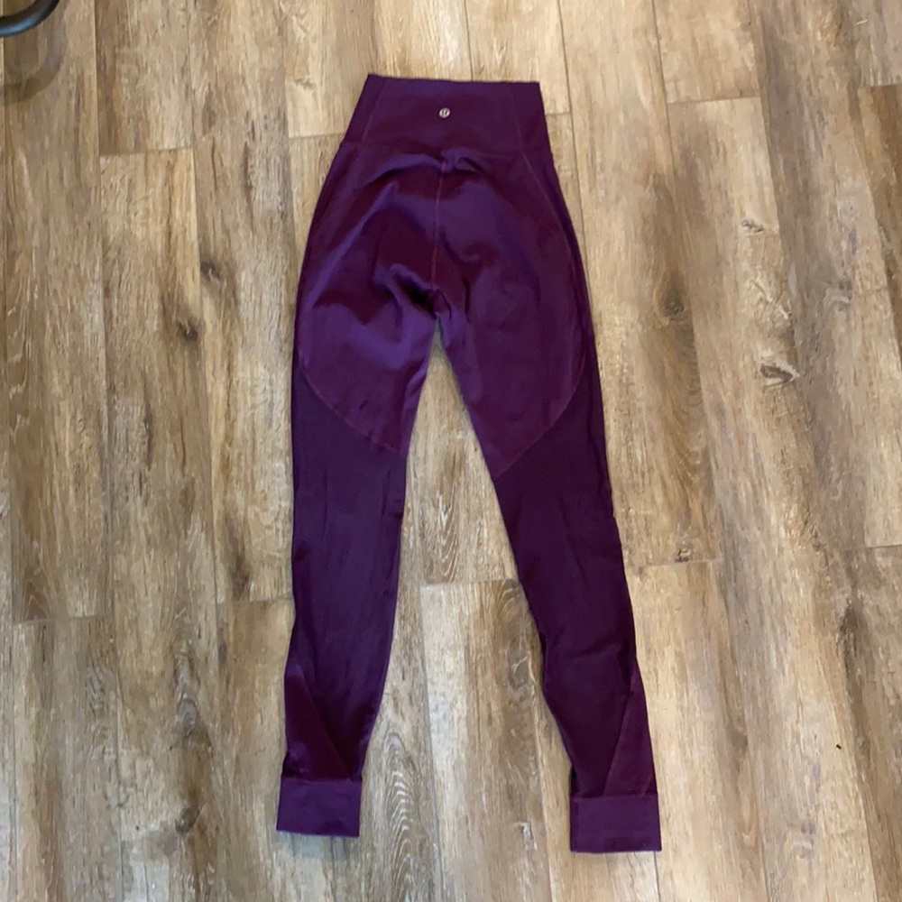 Lululemon burgundy Tights
